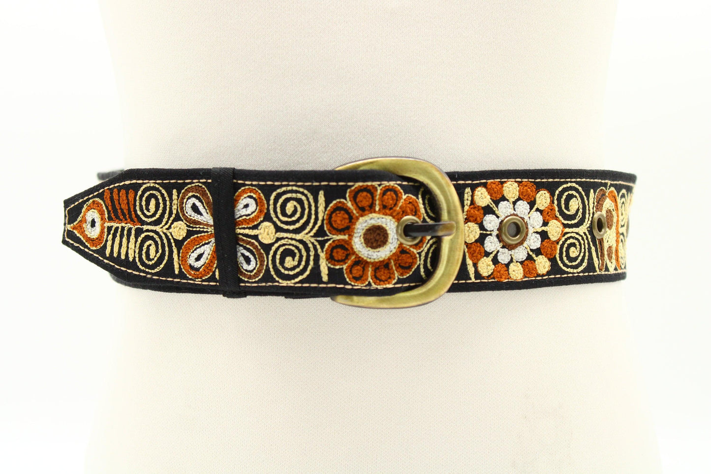 handbestickter gurtel colca aus arequipa peru beig