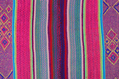 Frazada rug 172x153 handwoven from Peru
