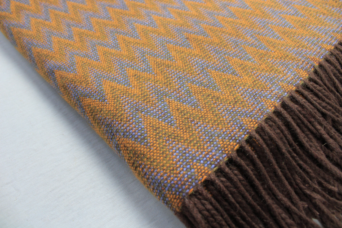 Weiche Sofadecke aus Alpaka - senf