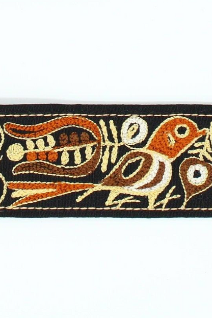 Handbestickter Beigegürtel "Colca" von Glueck & Fund aus Arequipa, Peru, mit traditionellem Muster, aus hochwertigem Material.