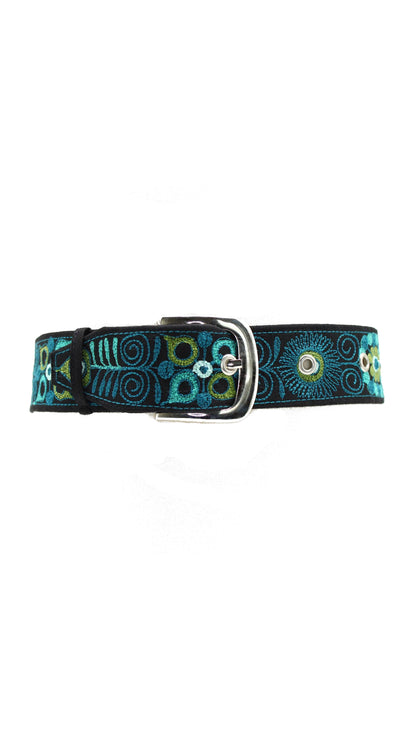 Hand-embroidered belt "Colca" from Arequipa, Peru - turquoise