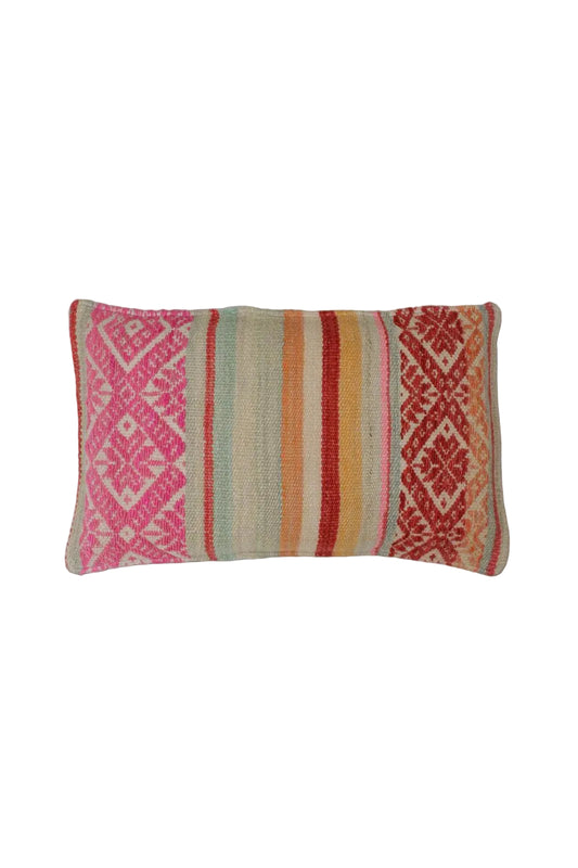 Peru Frazadakissen 30 x 50 aus Baumwolle, dekoratives Kissen von Glueck & Fund, mit buntem Mustermotiv, bequem und stilvoll