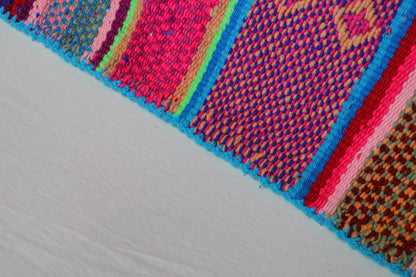 Großer handgewebter Frazada-Teppich aus Peru, 172x153 cm, von Glueck & Fund, mit buntem, traditionellen Muster