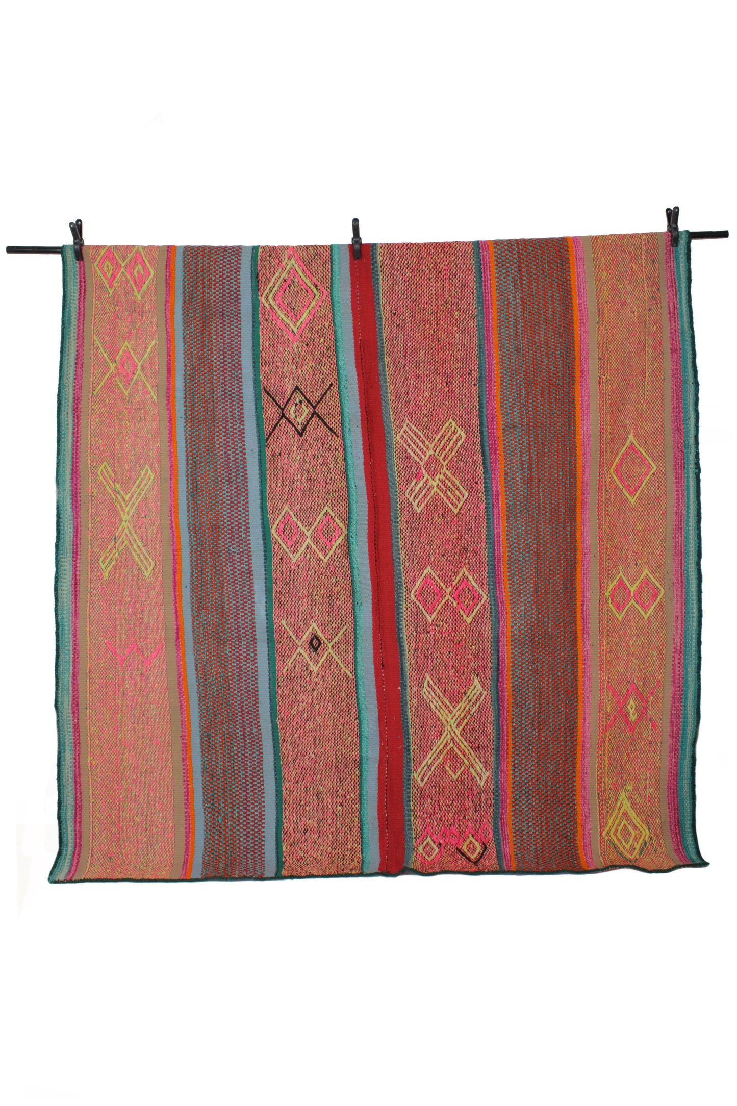 Großer handgewebter Teppich aus Peru, 182x173 cm, von Glueck & Fund, mit traditionellen Mustern und warmen Farben.