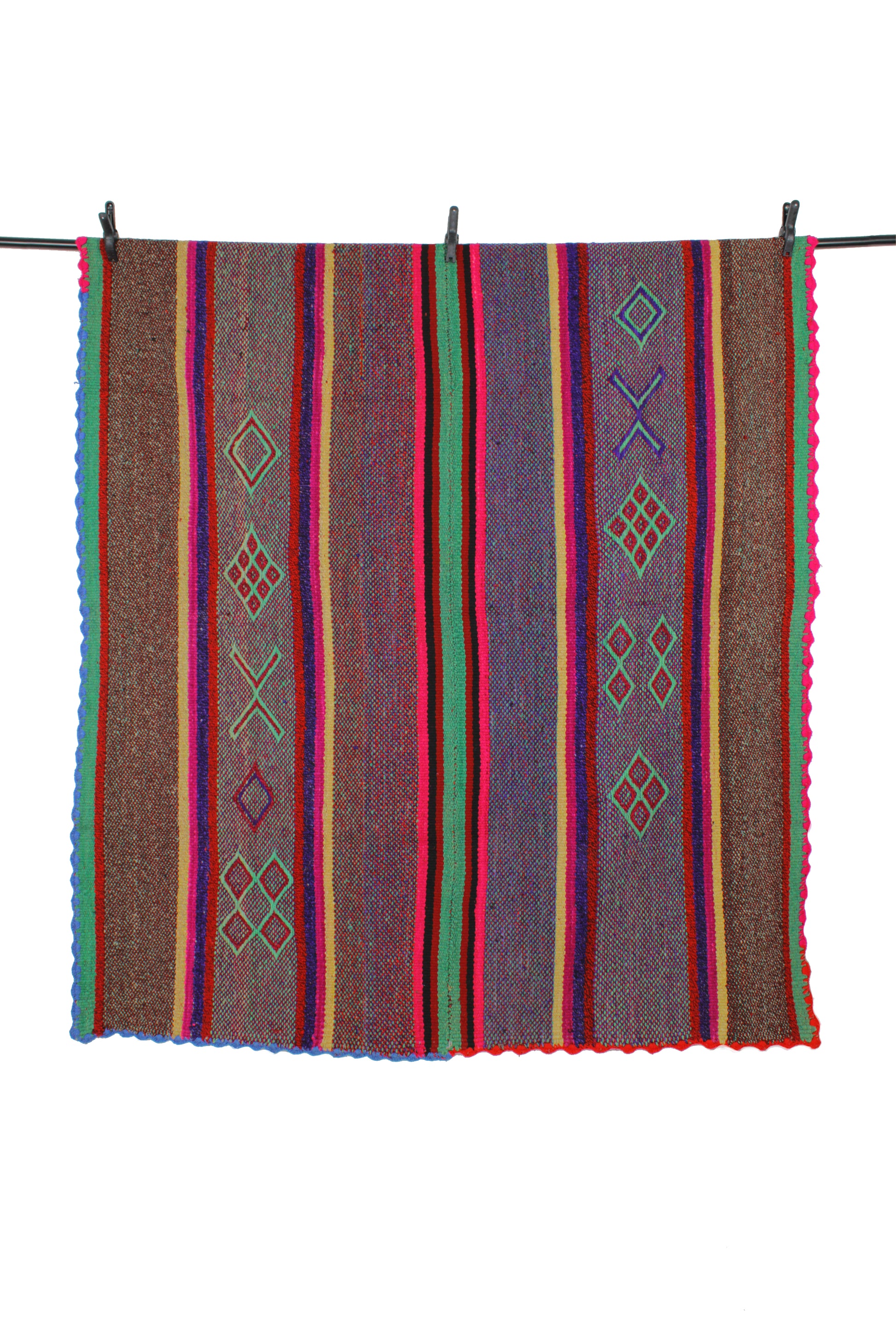 Großer handgewebter Vintage Frazada Teppich aus Peru, 172x148 cm, farbenfrohes traditionelles Design von Glueck & Fund
