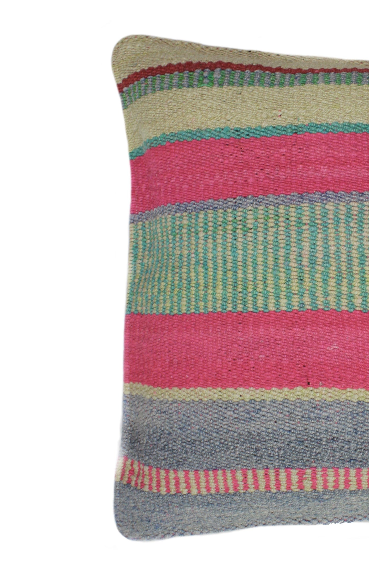 Himbeerrosa Frazadakissen 45x45 aus Peru von Glueck und Fund mit weichem Stoff und handgefertigtem Design.