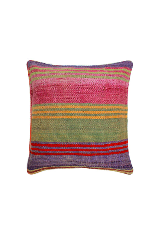 Streifen Frazadakissen 45x45 cm von Glueck und Fund, weiche dekorative Kissen für Sofa oder Bett.