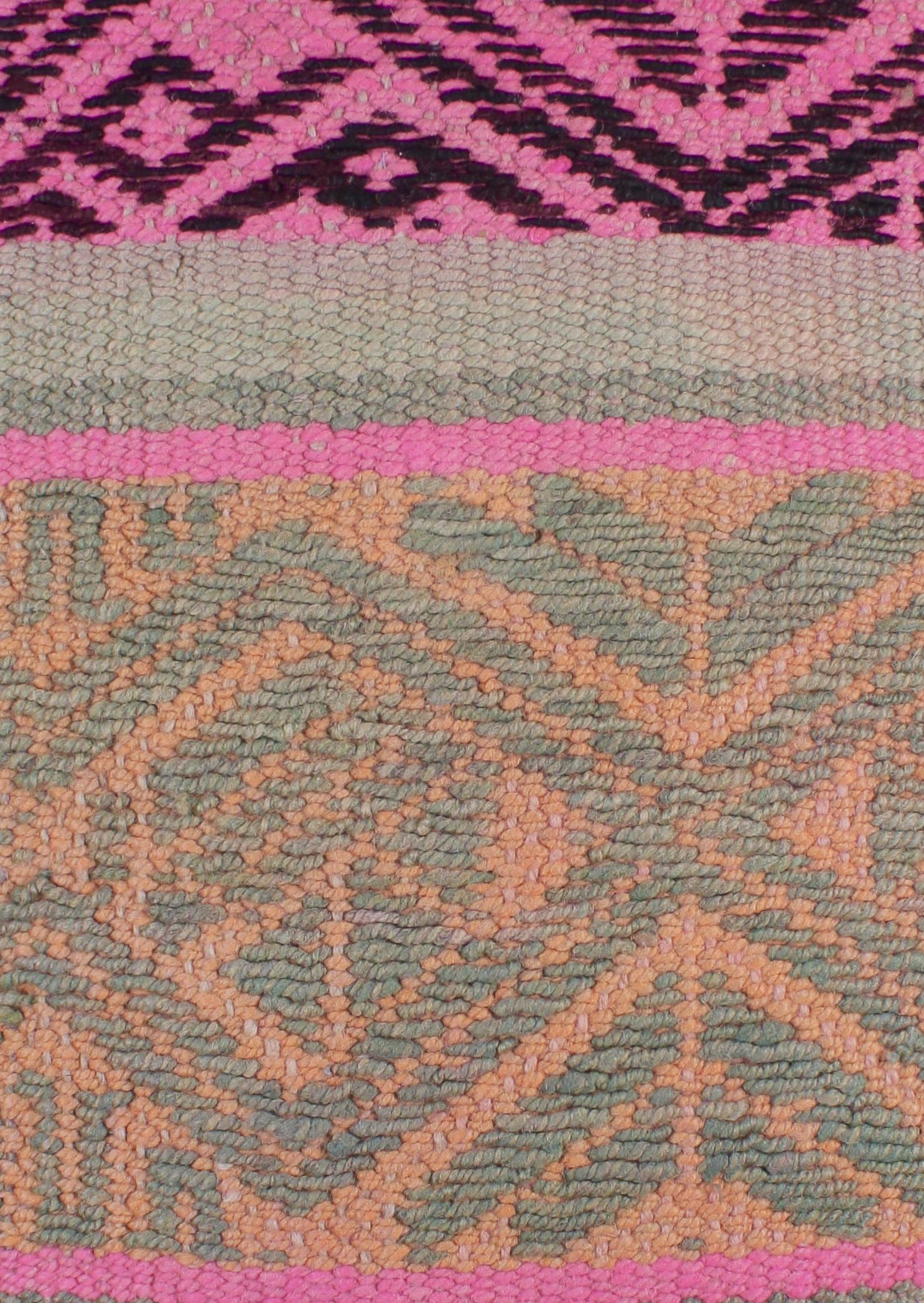 Großes Frazadakissen 60x60 cm mit Rhombenmuster von Glueck und Fund, weiches dekoratives Kissen für Sofa und Bett