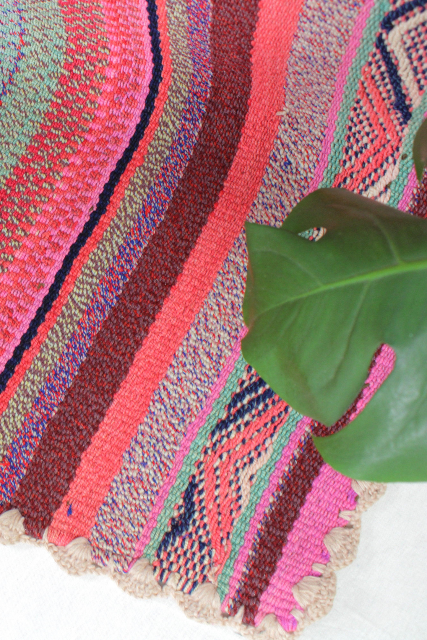 Vintage Frazada Teppich 170x158 handgewebt aus Peru